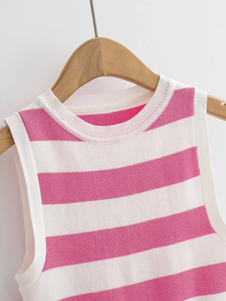 Round Neck Striped Pink Knitted Top